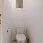 Apartment Gezellig Familie-appartement Voor 4 Vlak Bij Dijk