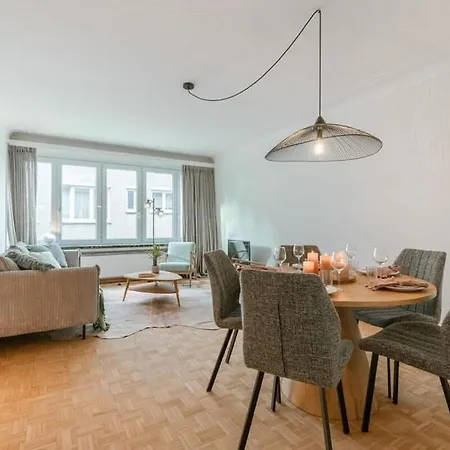 Apartment Gezellig Familie-appartement Voor 4 Vlak Bij Dijk *